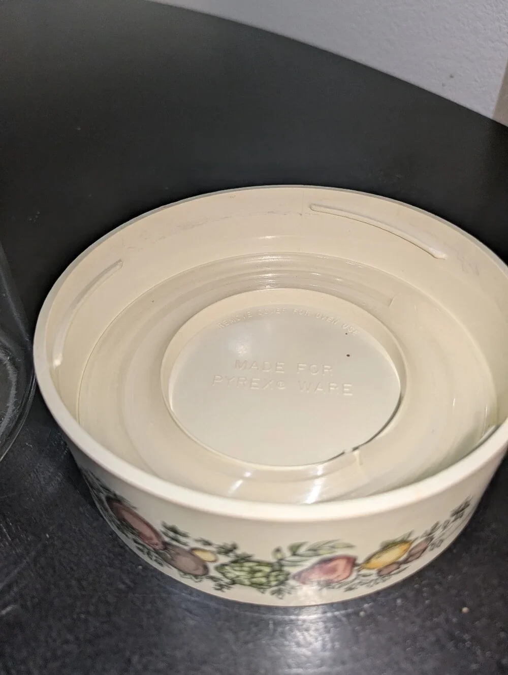 Vintage Pyrex SPICE OF LIFE See N Store 7.5